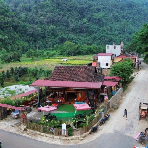 https://avexvietnamtravel.asia/wp-content/uploads/2026/05/Ba-Be-Hada-Homestay.webp