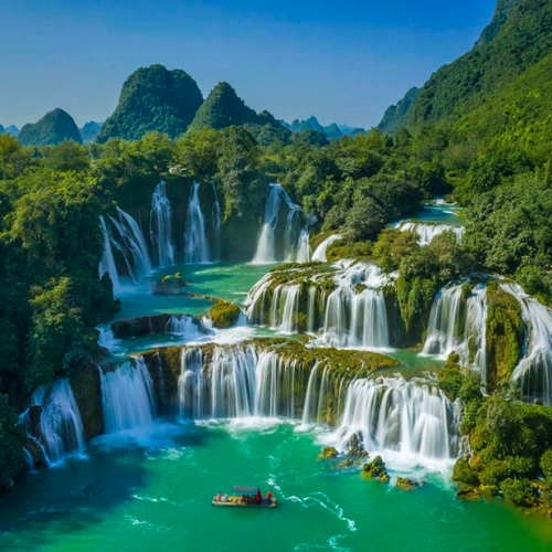 Lago de Ba Be - Cachoeira de Ban Gioc - Cao Bang
