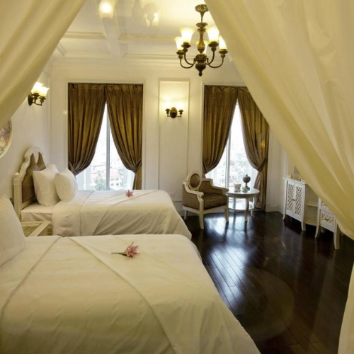 https://avexvietnamtravel.asia/wp-content/uploads/2026/05/Eldora-Hue.webp