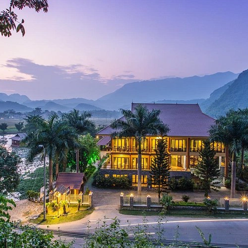 https://avexvietnamtravel.asia/wp-content/uploads/2026/05/Mai-Chau-Lodge.webp