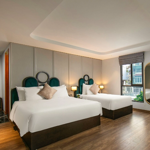https://avexvietnamtravel.asia/wp-content/uploads/2026/05/May-de-Ville-Lakeside-Hotel.webp