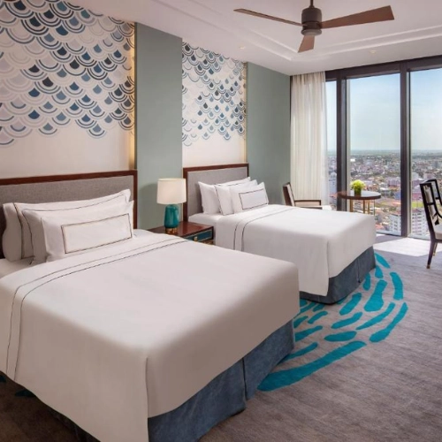 https://avexvietnamtravel.asia/wp-content/uploads/2026/05/Melia-Hue.webp