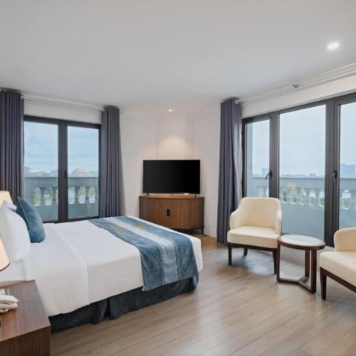 https://avexvietnamtravel.asia/wp-content/uploads/2026/05/Rex-Quang-Binh-Hotel.webp