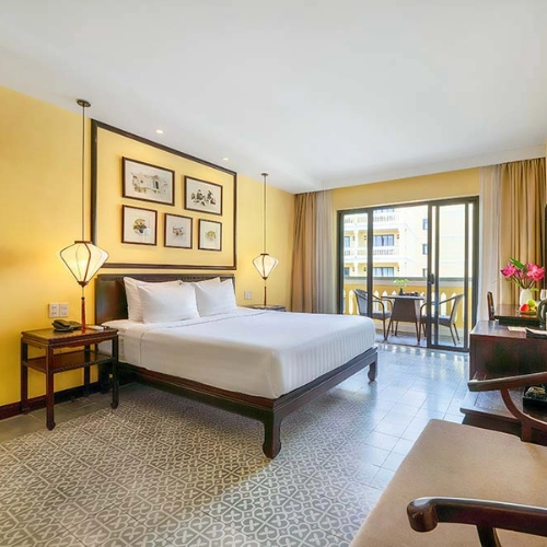https://avexvietnamtravel.asia/wp-content/uploads/2026/06/Hoi-An-Central-Hotel.webp