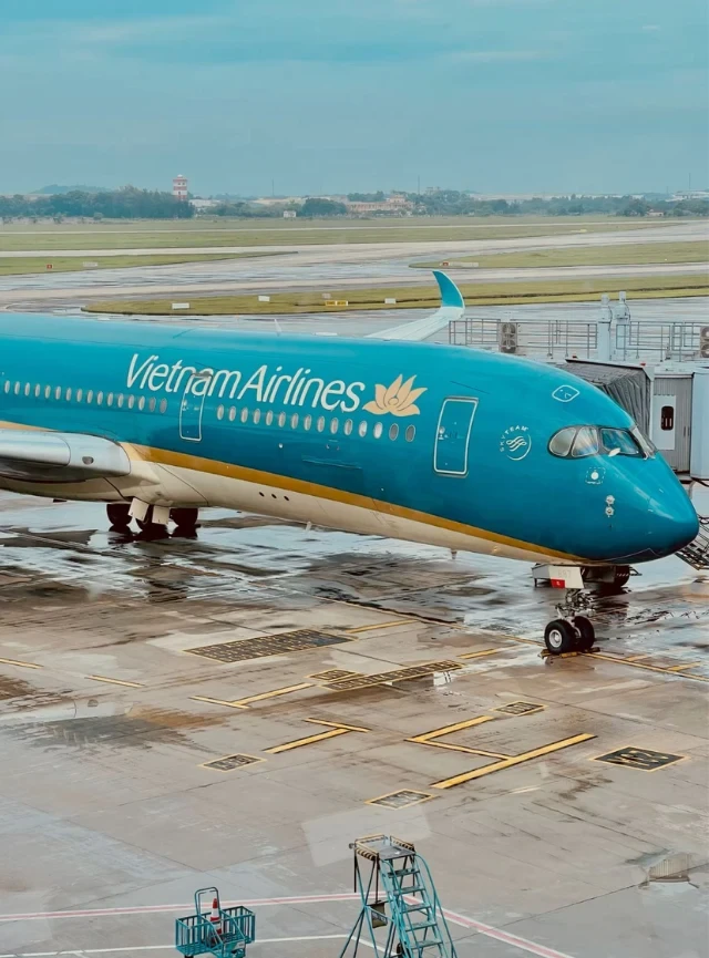 Aviação vietnamita ajusta seus voos devido à escassez de combustível