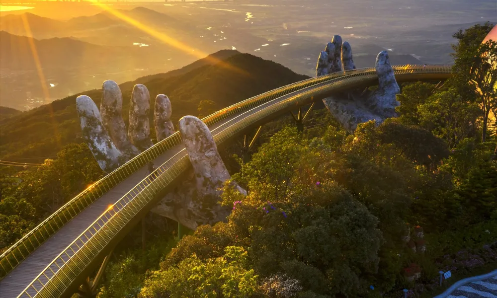 Ponte Dourada em Ba Na Hills - Da Nang