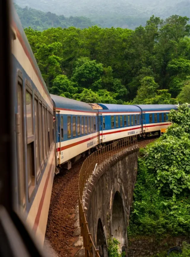 Viva viagens inesquecíveis no trem do Vietnã