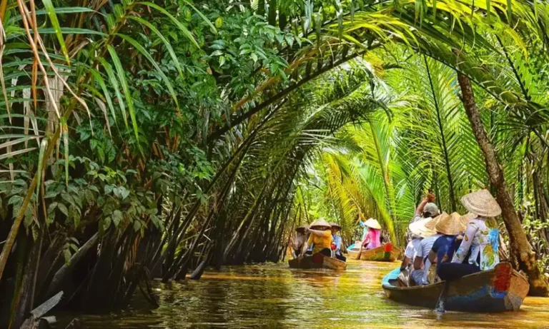 Visitar o Delta do Mekong de barco